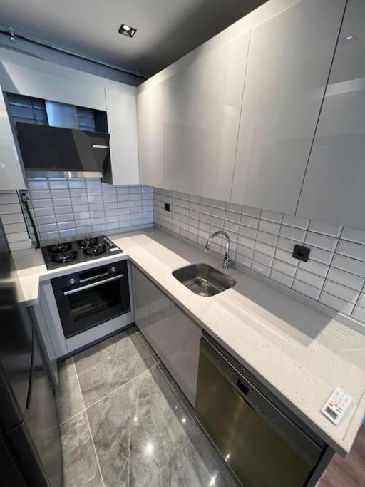 Zeytinburnu Merkezi Konumda, Sifir Daire & Esyalar Apartment Istanbul Exterior photo